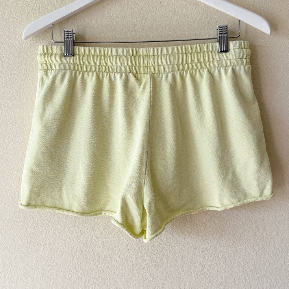 Peloton Drawstring Sweat Shorts Size Small - Picture 4 of 7